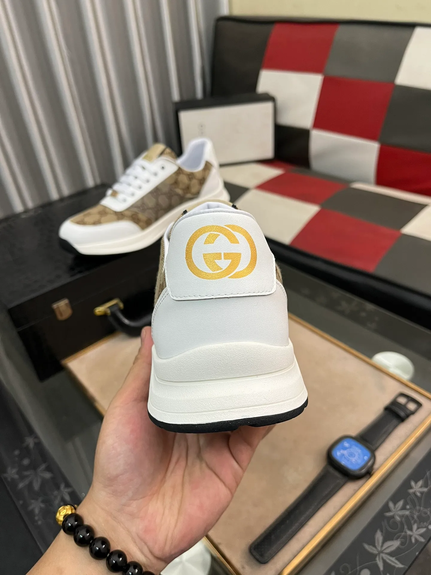 Men's Men's Shoes 💰420 ⌚️⌚️[GUCCI] Gucci men's casual shoes are absolutely popular 🔥The ultimate matching item for trendy men! Irresistible charm of super texture, the main recommendation, the upper is made of high-quality cowhide + breathable fabric, sheepskin feet, wear-resistant rubber sole, noble and elegant! Extremely comfortable🎁🎁You can be as handsome as you want💪 Size: 38-44!
